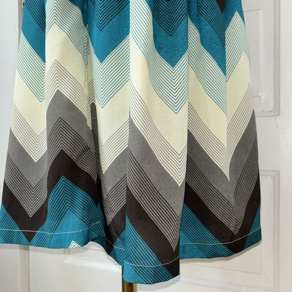 QUEEN OF HEARTS BY LETTY TENANT RETRO COLLARED DRESS - Picture 8 of 10